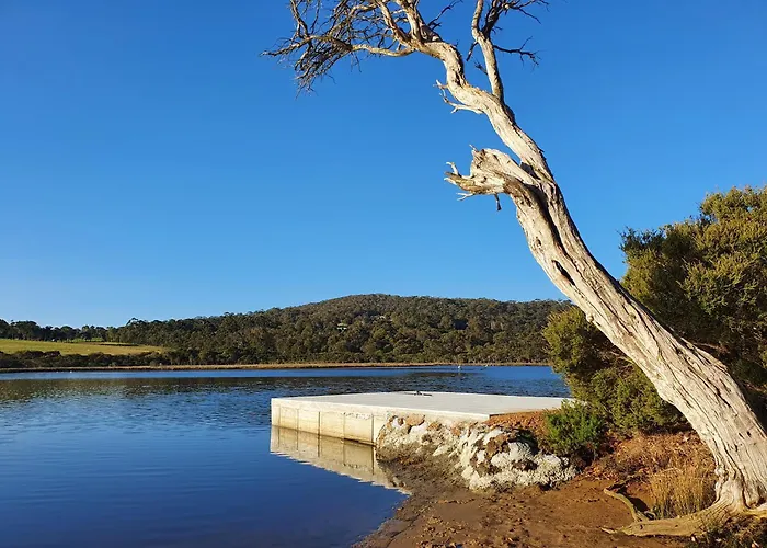 Kalgan River Chalets And Caravan Park